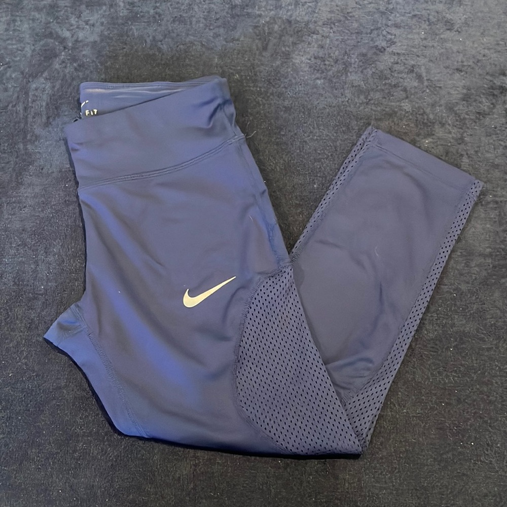 Nike Netted Cropped Leggings - Navy Blue - Size small